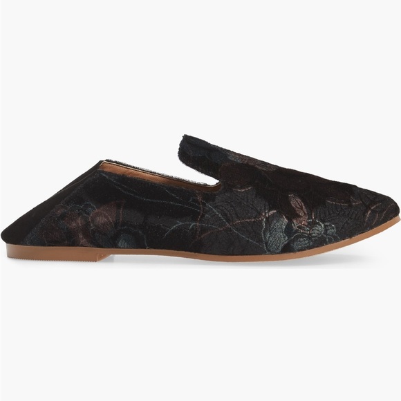 Halogen Convertible Sylvia Loafers in Grey Suede - Picture 4 of 12